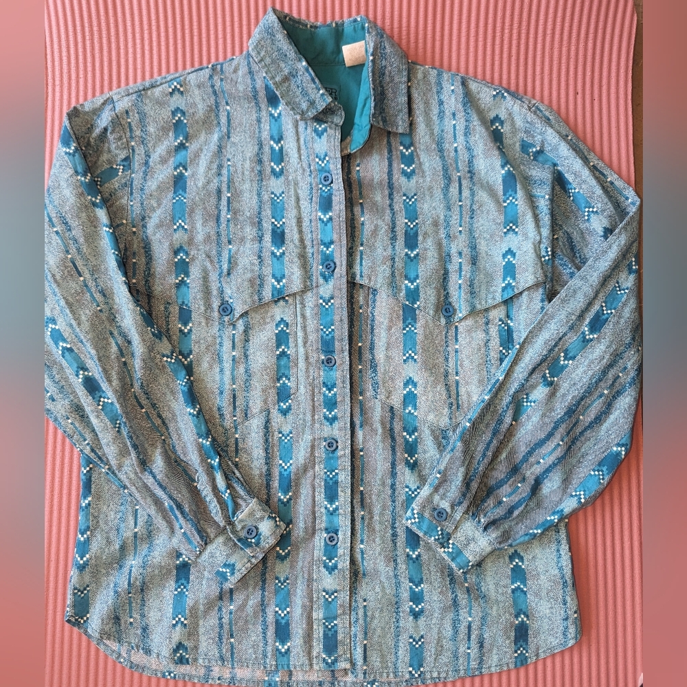 Blue and Gray Patterned Button-Up Shirt